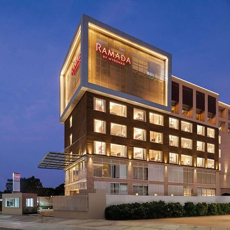 Ramada By Wyndham Gorakhpur Gorakhnath Mandir Road 호텔 외부 사진