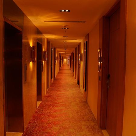 Ramada By Wyndham Gorakhpur Gorakhnath Mandir Road 호텔 외부 사진